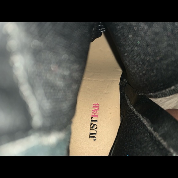 Booties - Picture 4 of 4